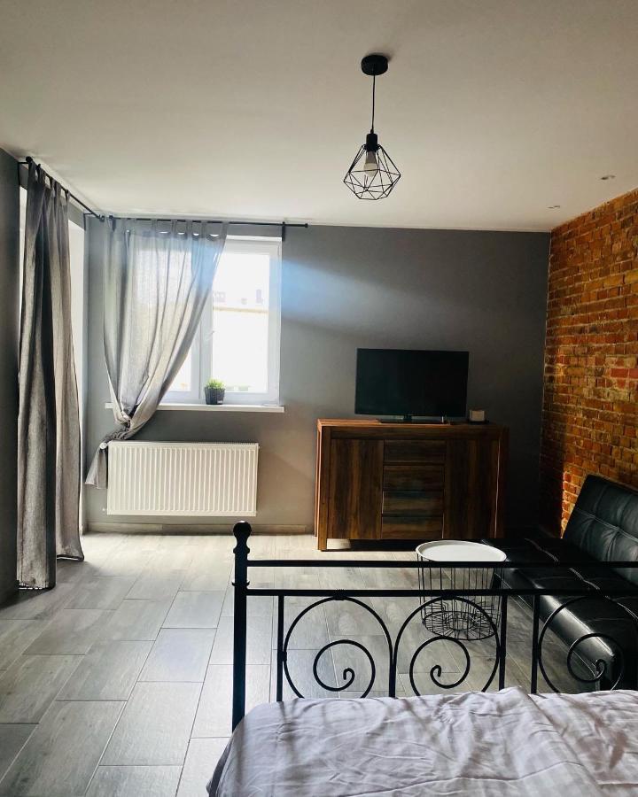 Apartment Totugdynia 6 *